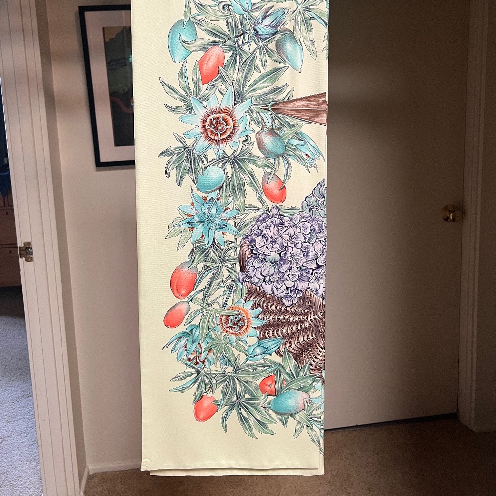 ❤️SOLD❤️ RARE Hermes 1996 Vintage Passiflores Muffler Rectangle Scarf
